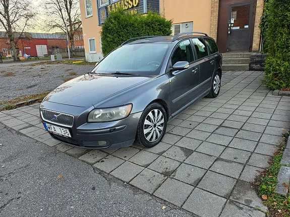 Volvo V50 2005 photo 2