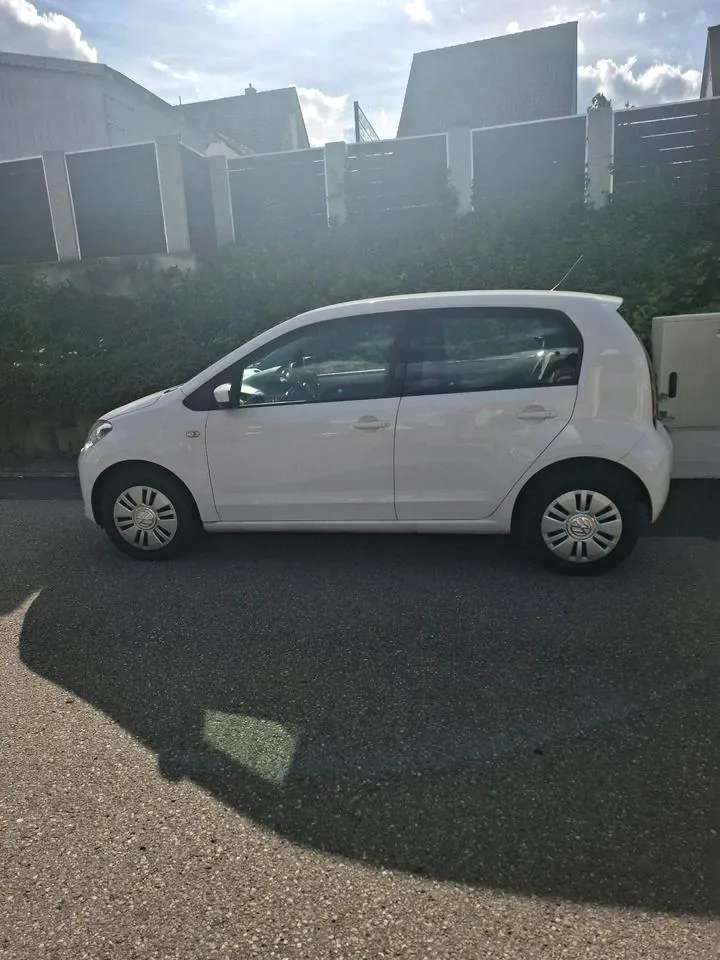 Volkswagen Up
