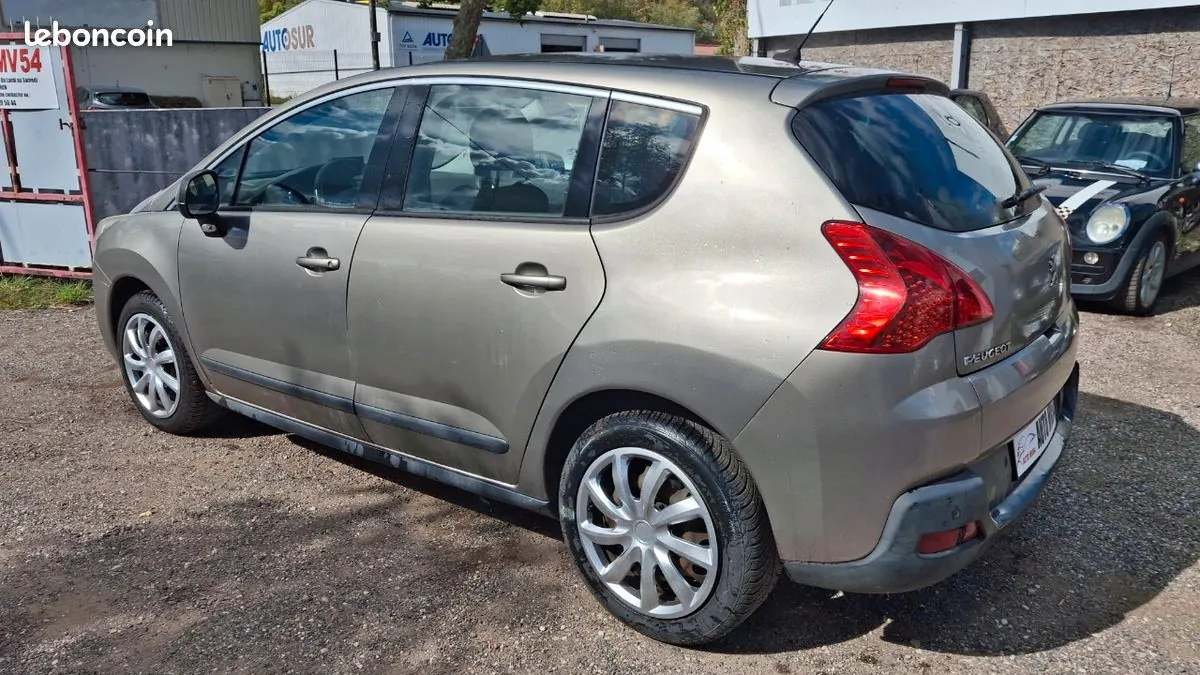 Peugeot 3008 2011 photo 2