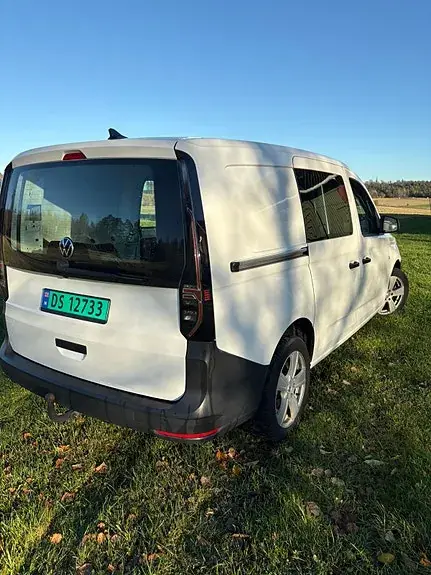 Volkswagen Caddy Maxi 2022 photo 2
