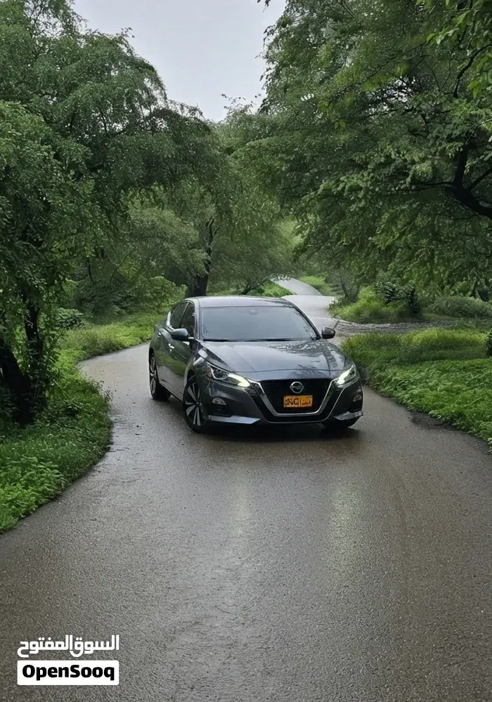 Nissan Altima