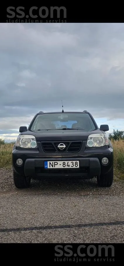 Nissan X-Trail 2003 photo 3