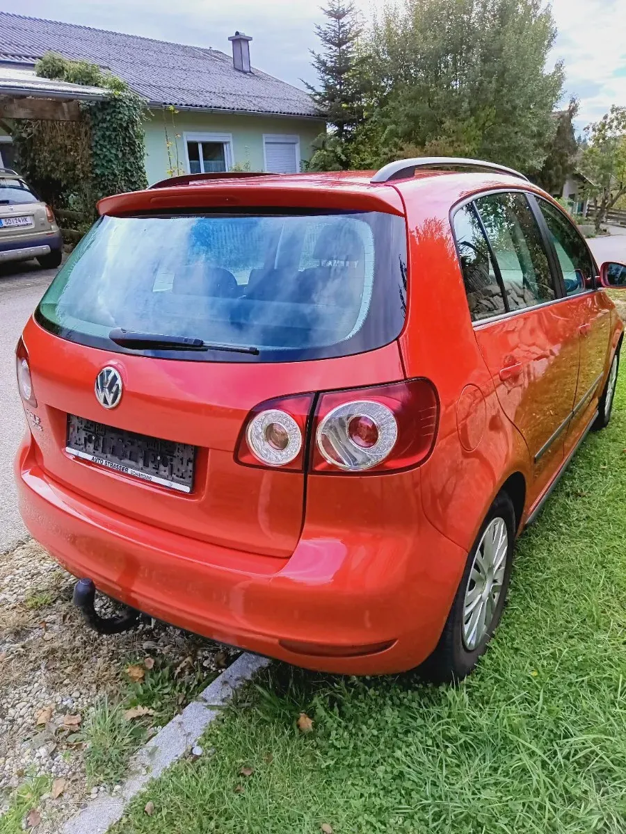 Volkswagen Golf 2009 photo 3