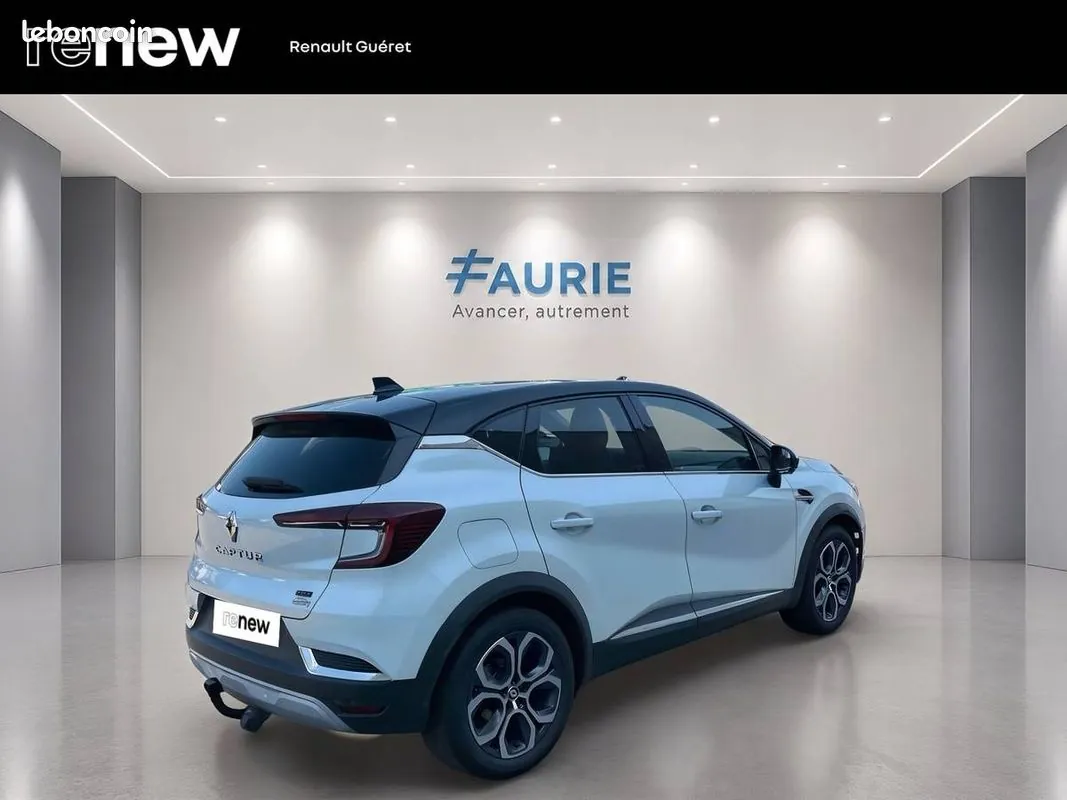 Renault Captur 2023 photo 5