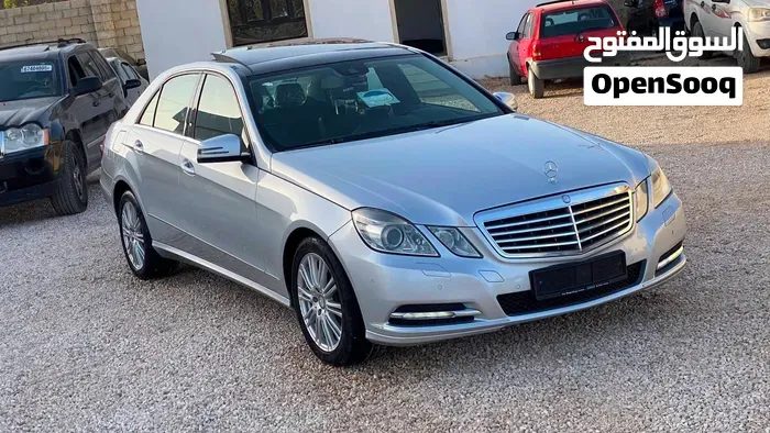 Mercedes-Benz E300 2012 photo 3