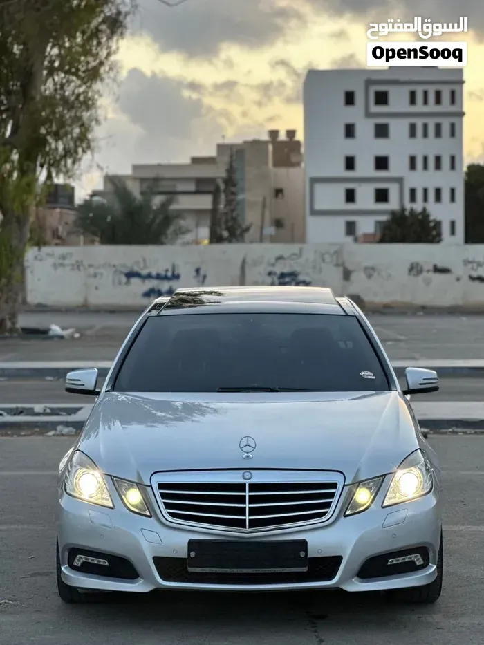 Mercedes-Benz E300 2012 photo 5