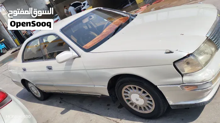 Toyota Crown 1992 photo 5