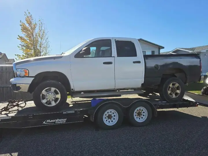Dodge Ram 2500 2004 photo 3