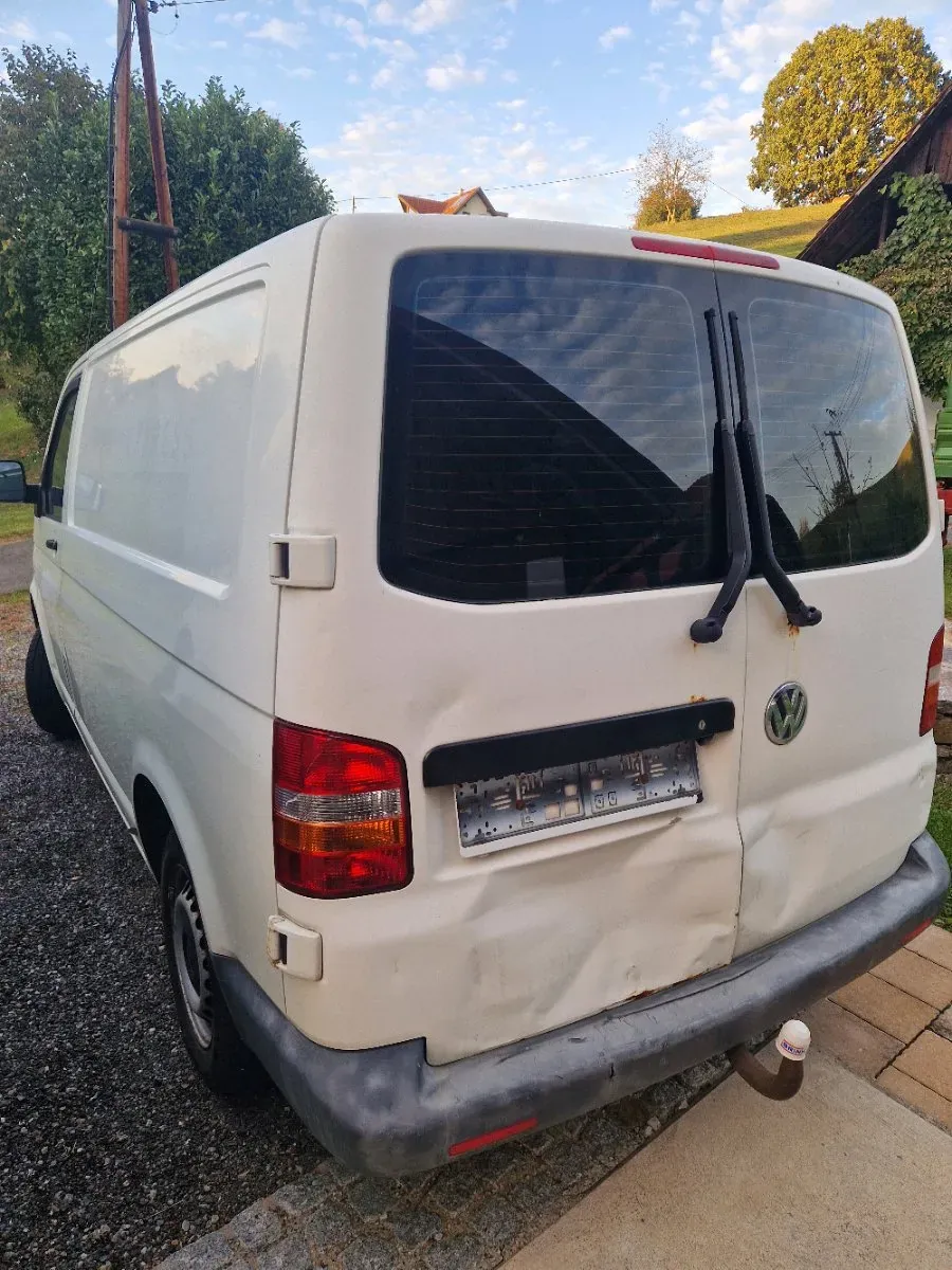 Volkswagen T5 2008 photo 3