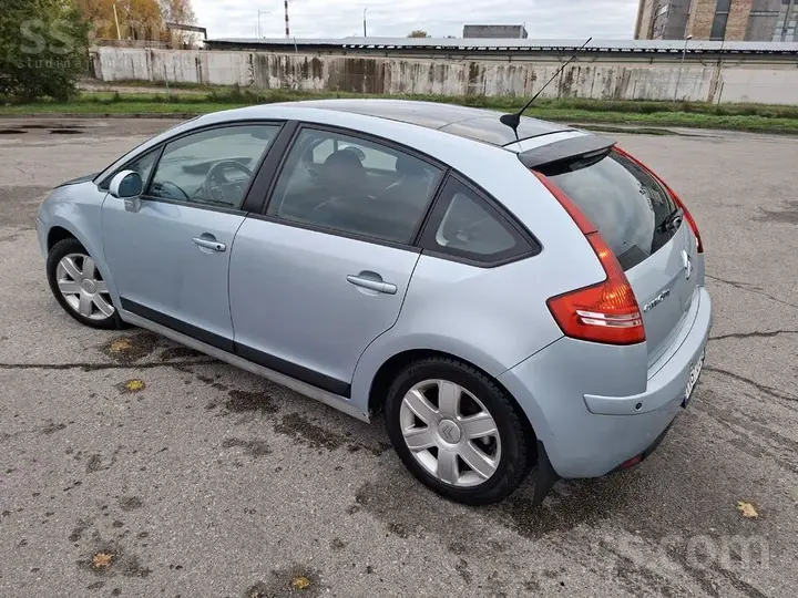 Citroen C4 2006 photo 4