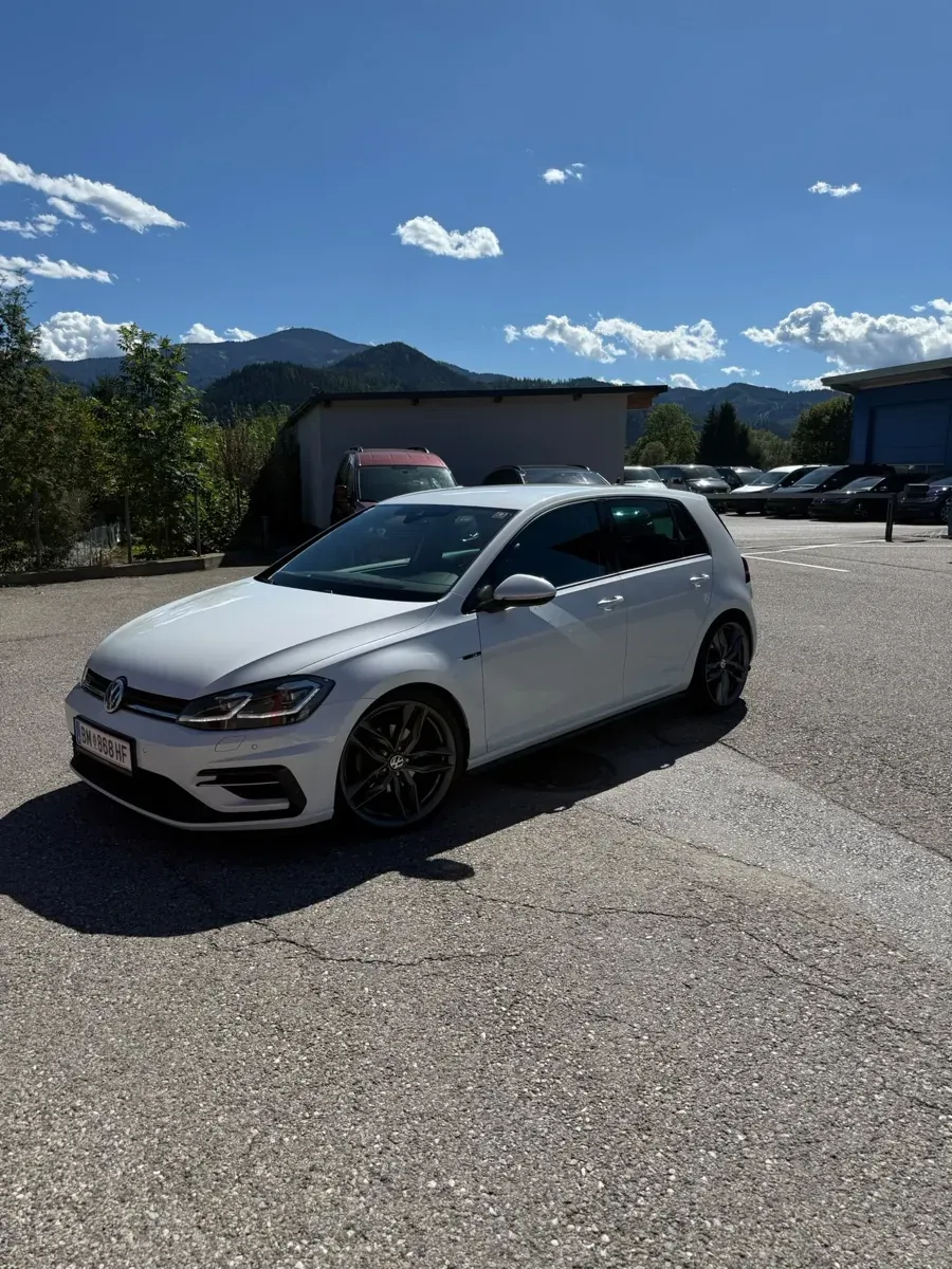 Volkswagen Golf 2017 photo 3