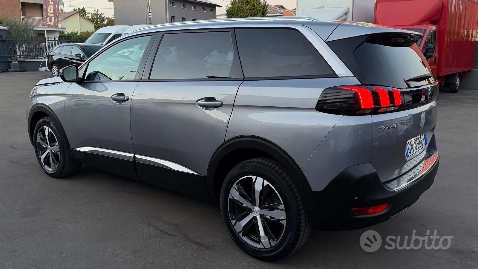Peugeot 5008 2023 photo 5