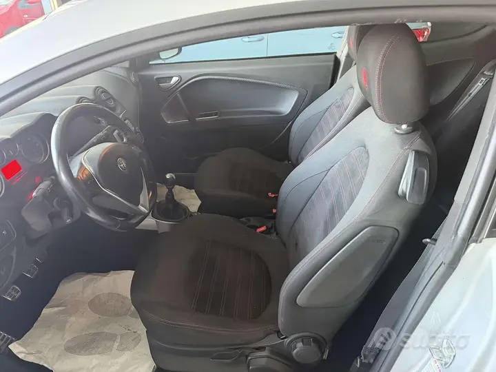 Alfa Romeo Mito 2018 photo 5