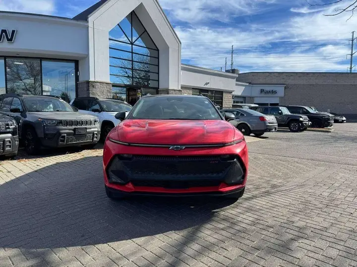 Chevrolet Equinox 2024 photo 2