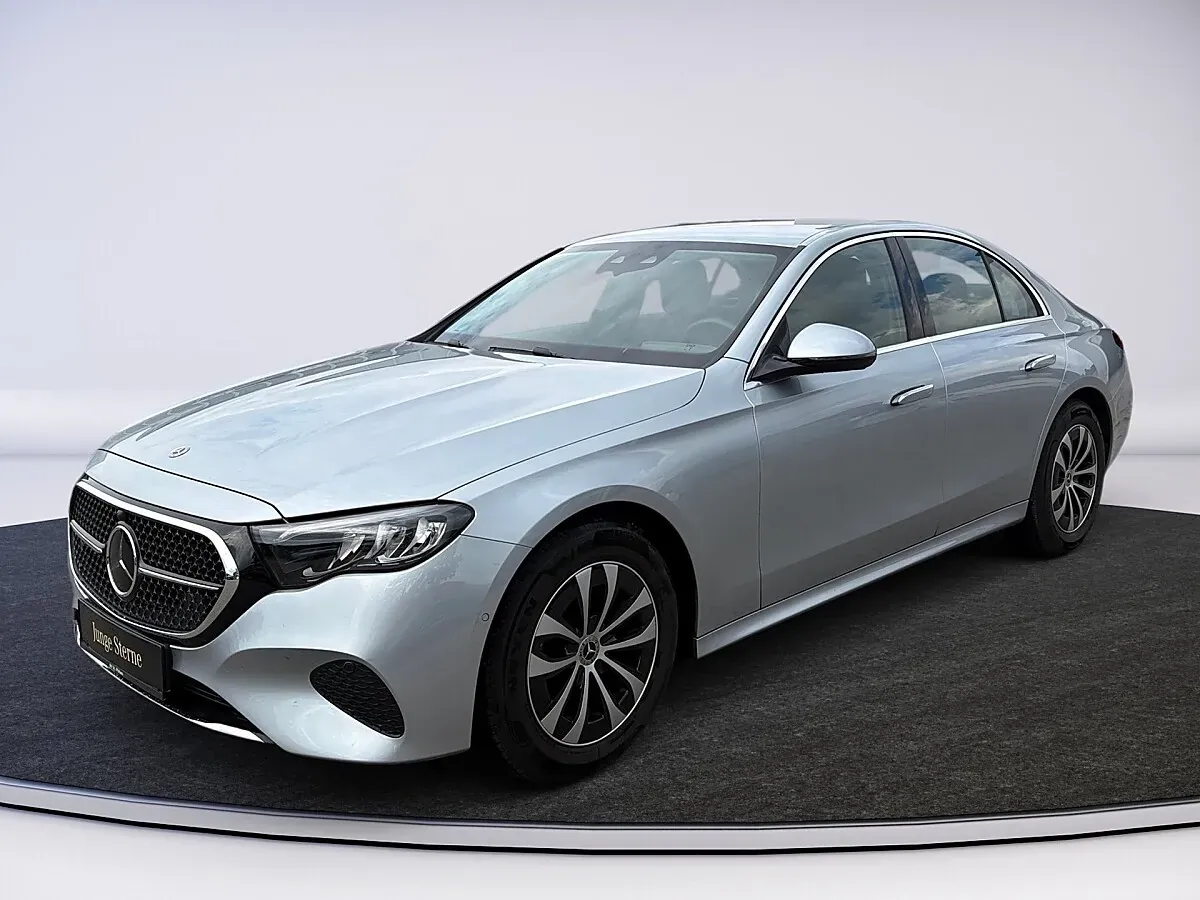 Mercedes-Benz E-Class 2025 photo 2