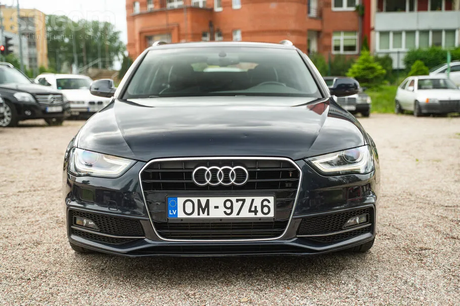 Audi A4 2015 photo 2