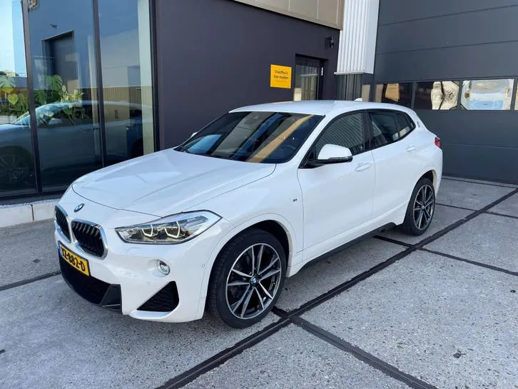 BMW X2 2018 photo 2