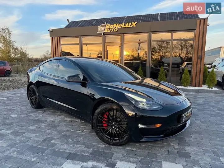 Tesla Model 3