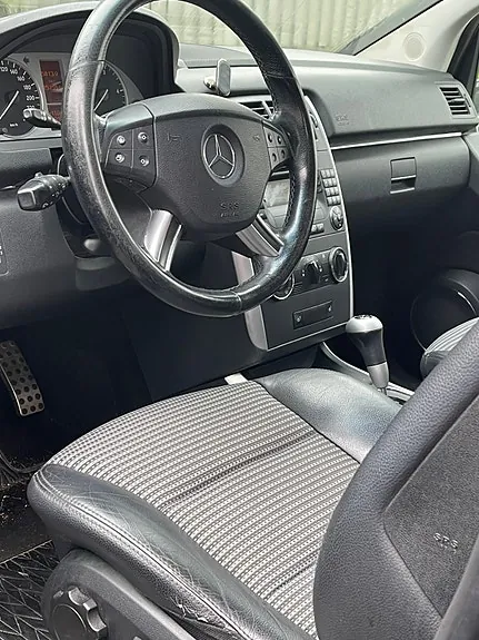 Mercedes-Benz B180 2007 photo 2