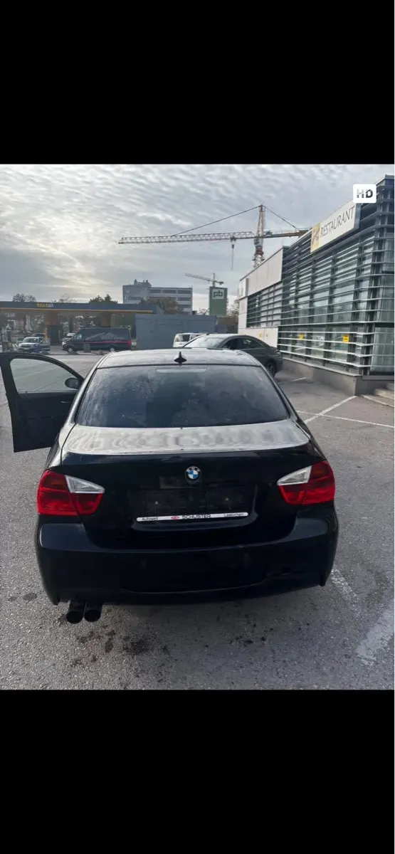 BMW 3 Series 2005 photo 3
