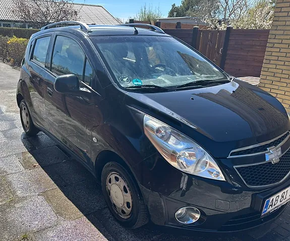 Chevrolet Spark 2012 photo 2