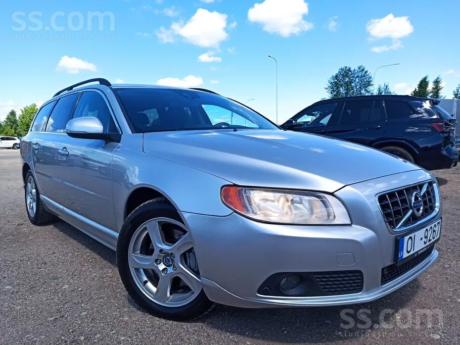 Volvo V70 2013 photo 2