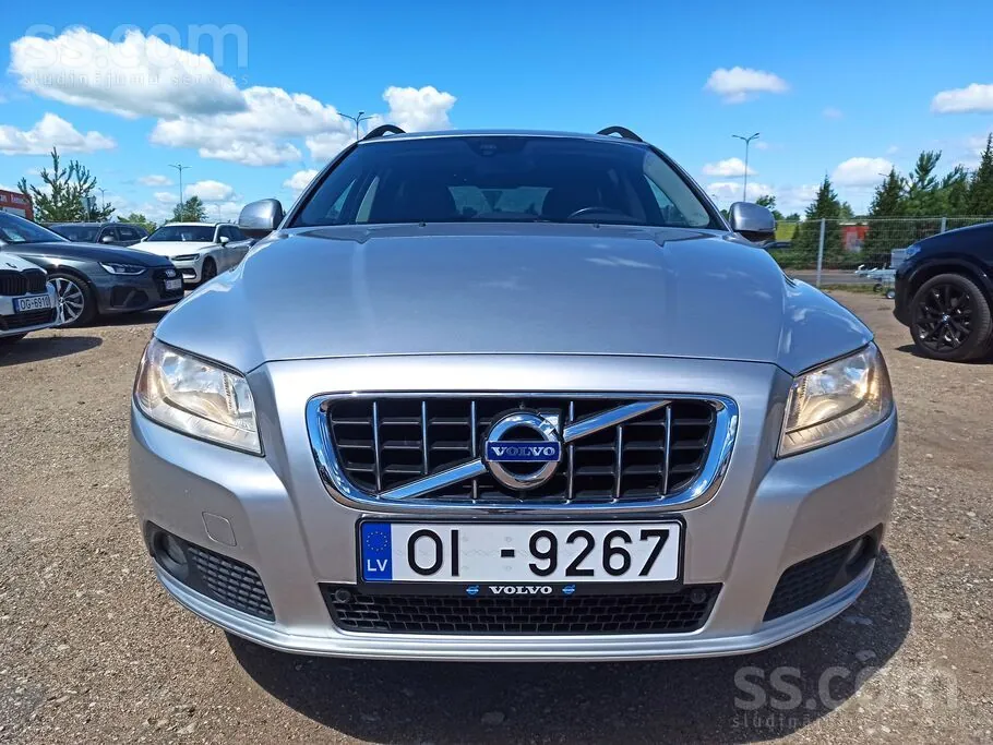 Volvo V70 2013 photo 3
