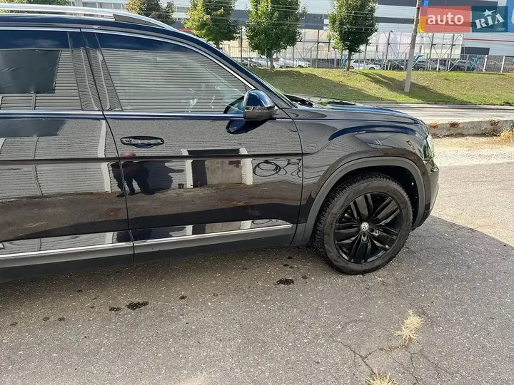 Volkswagen Atlas 2017 photo 2