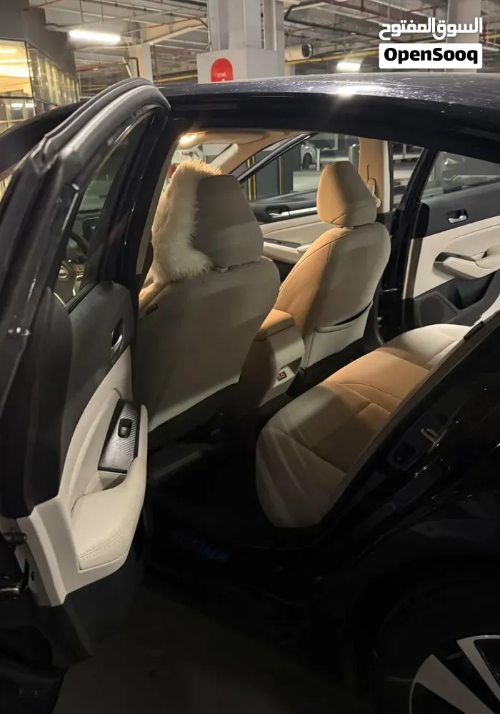 Nissan Altima 2022 photo 2