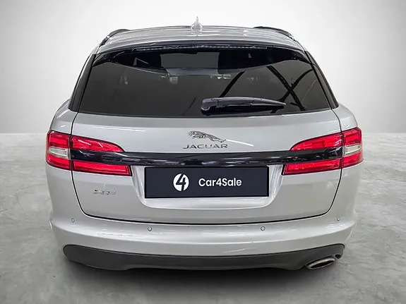 Jaguar Xf 2015 photo 4