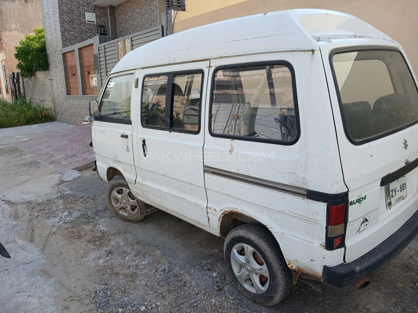 Suzuki Bolan