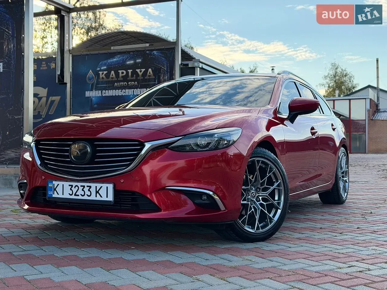 Mazda 6