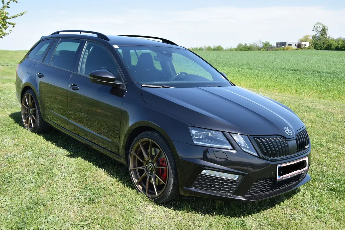 Skoda Octavia 2018 photo 2