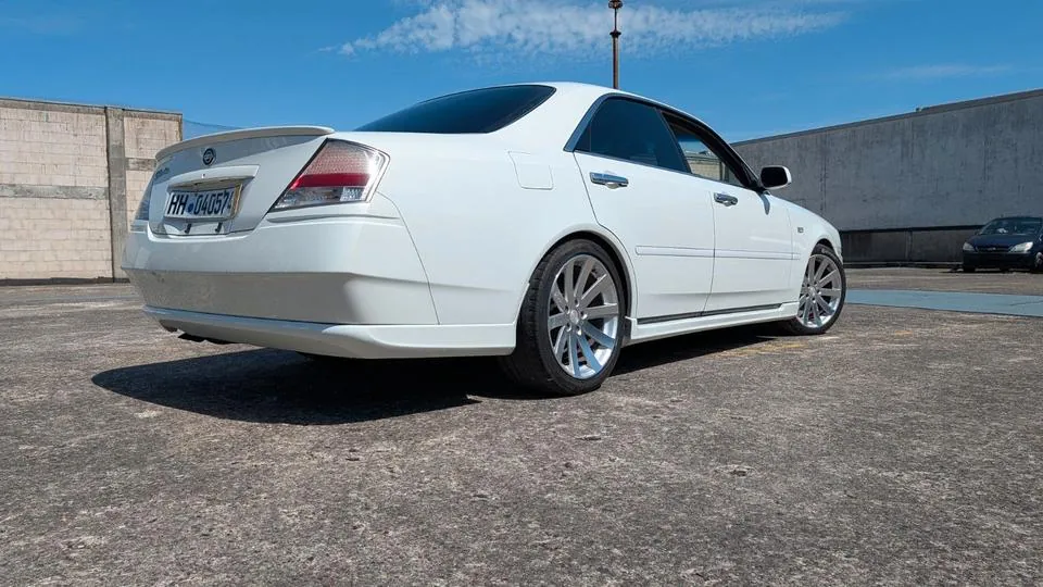 Nissan Gloria