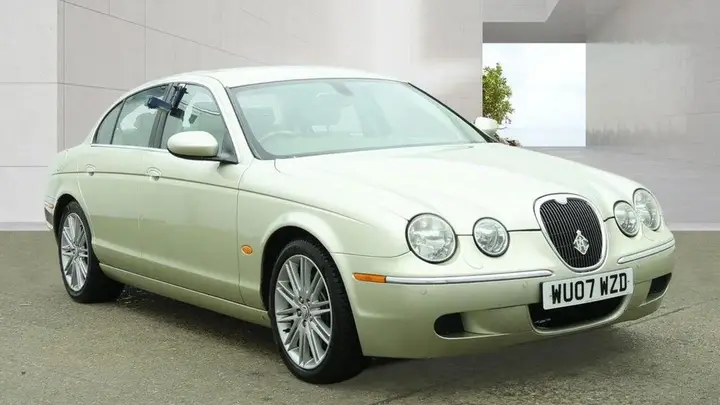 Jaguar S-Type