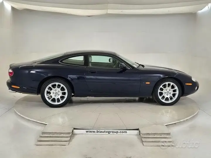 Jaguar Xk 2002 photo 5