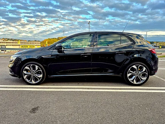 Renault Megane Iv 2019 photo 2