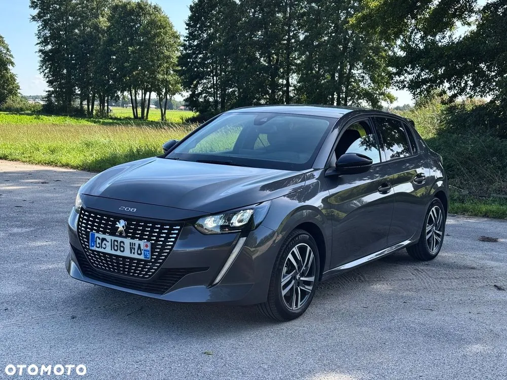 Peugeot 208 2022 photo 2