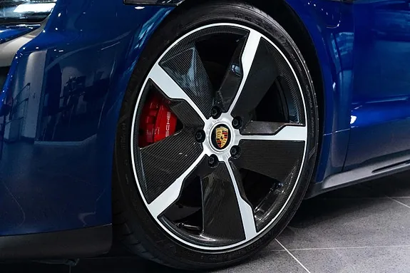 Porsche Taycan 2023 photo 3