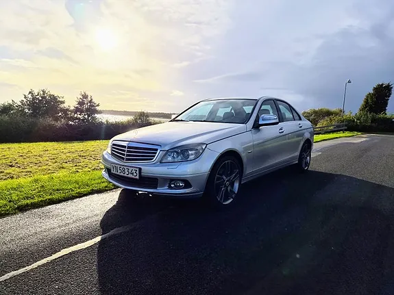 Mercedes-Benz C280