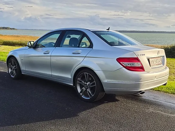 Mercedes-Benz C280 2007 photo 2