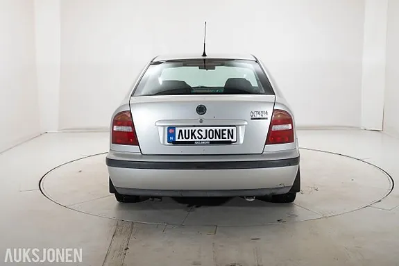 Skoda Octavia 2000 photo 5