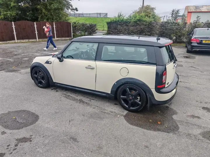 Mini Clubman 2008 photo 3