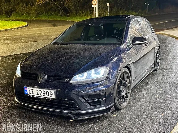 Volkswagen Golf 2015 photo 2