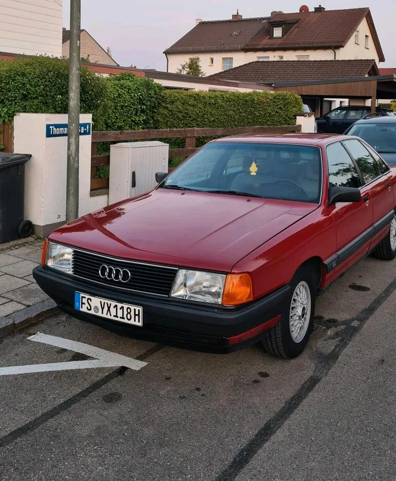 Audi 100 C3
