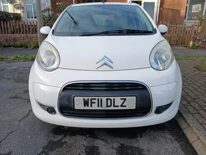 Citroen C1 2011 photo 2