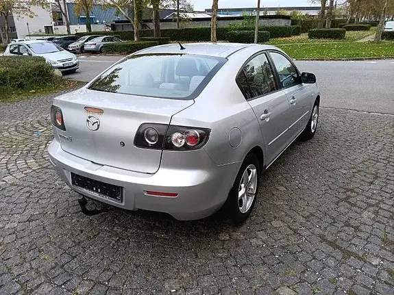 Mazda 3 2006 photo 5