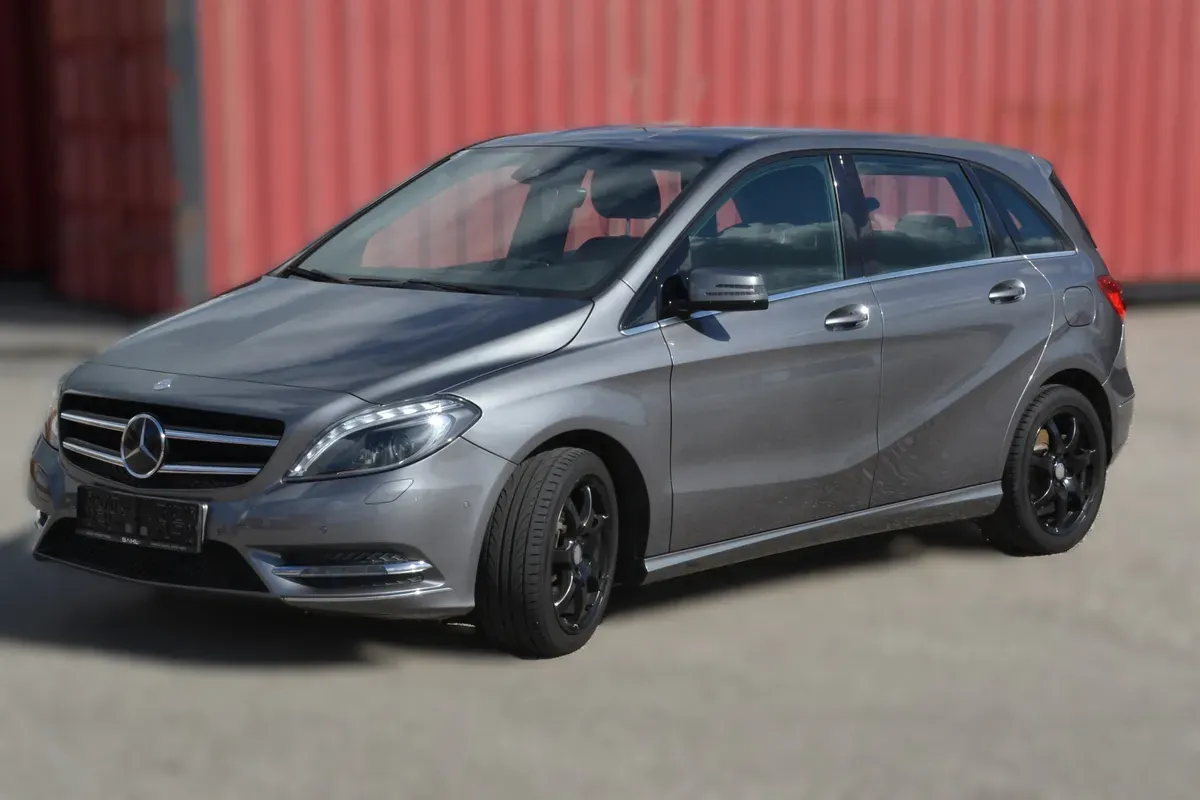 Mercedes-Benz B-Class 2014 photo 2