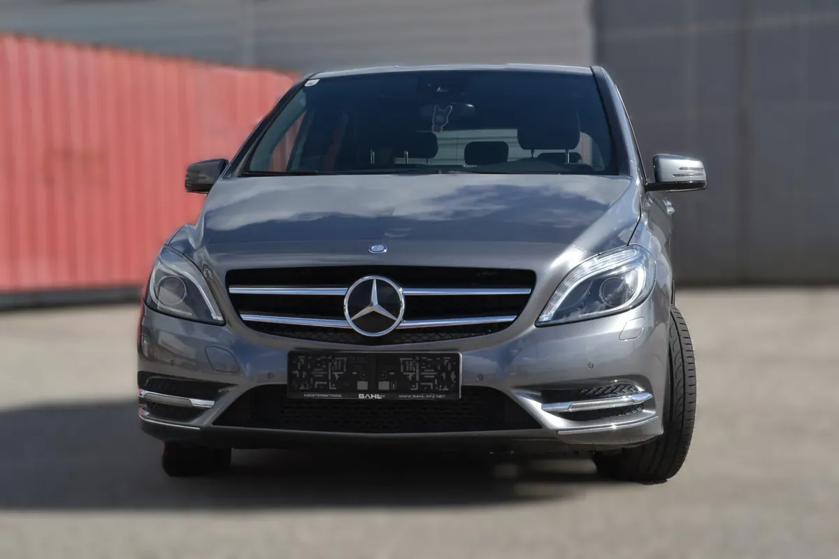 Mercedes-Benz B-Class 2014 photo 3