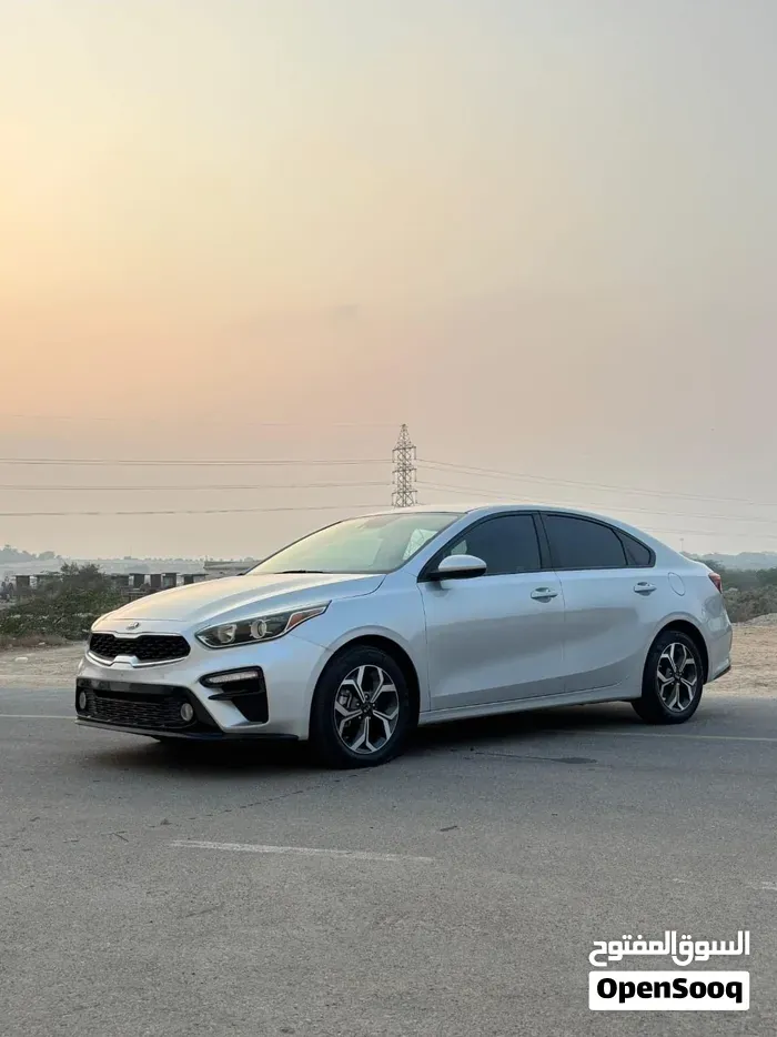 Kia Forte 2020 photo 2